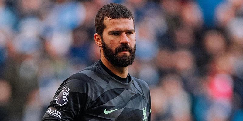 Alisson Becker là thủ môn xuất sắc mọi thời đại của thế giới